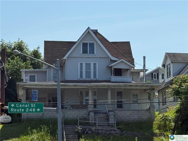 Primary Photo - 105 State Rd
