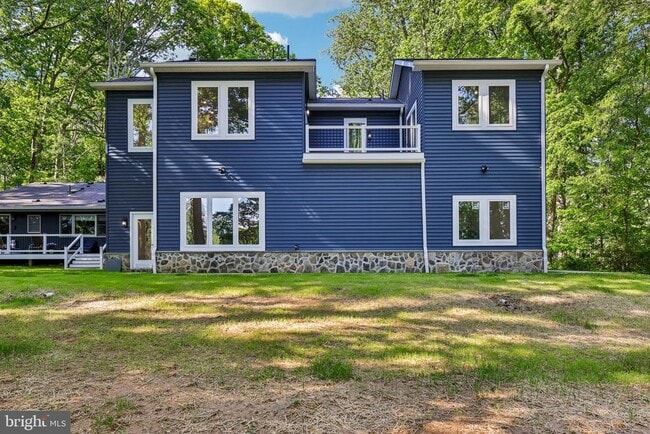 Building Photo - 4315 Pinetree Rd