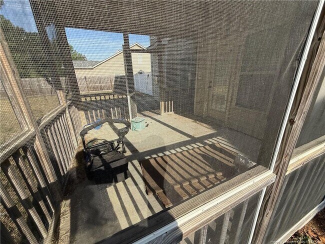 Building Photo - 418 Century Dr