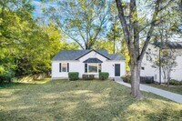 Building Photo - 111 Doran Ave