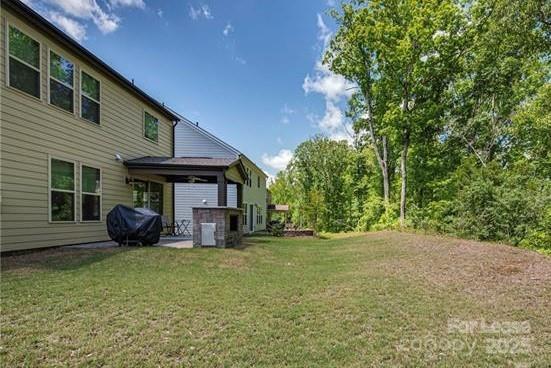 Building Photo - 15130 Oleander Dr