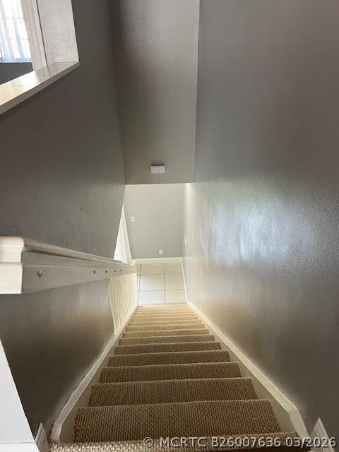 Building Photo - 2163 Madeira Dr