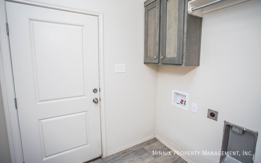 Building Photo - 1144 N 7th St