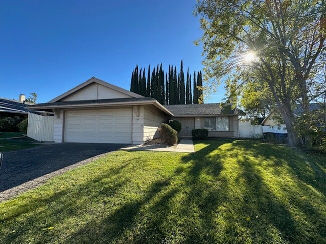 Primary Photo - Remodeled Thousand Oaks Home