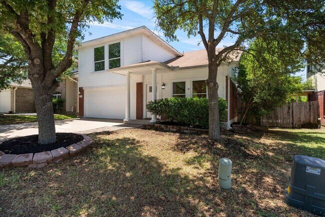 Building Photo - 1025 Doras Dr