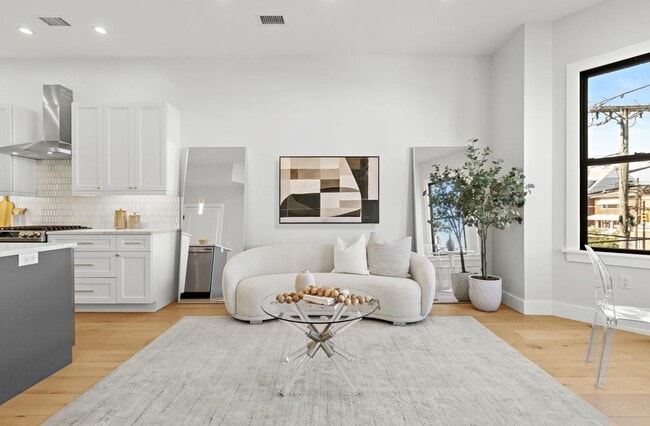 Building Photo - 2602 Palisade Ave