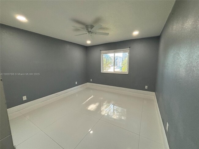 Building Photo - 7099 NW 48th Ct