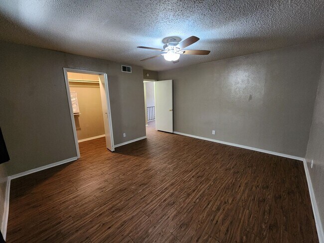 Building Photo - 7604 Bridges Ave