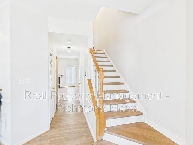 Building Photo - 1149 Grand Brook Dr