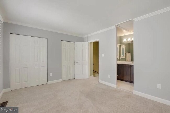 Building Photo - 1800 21st St N