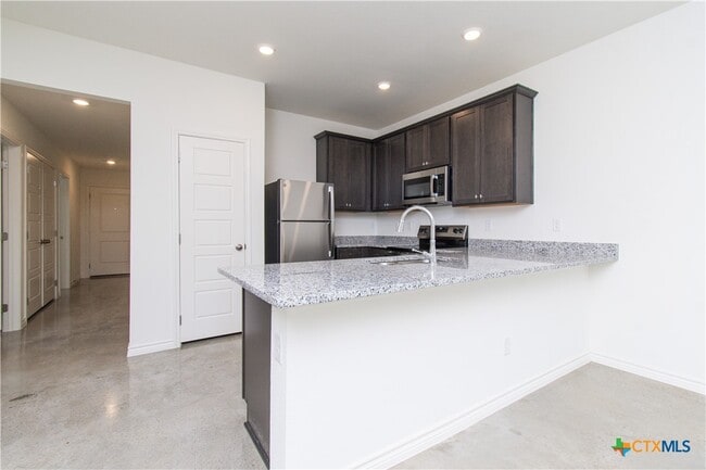 Building Photo - 1235 Concord Dr