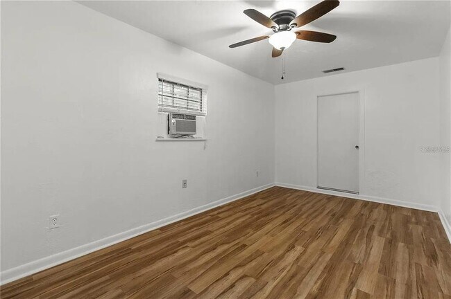 Building Photo - 4344 NW 30th Ter