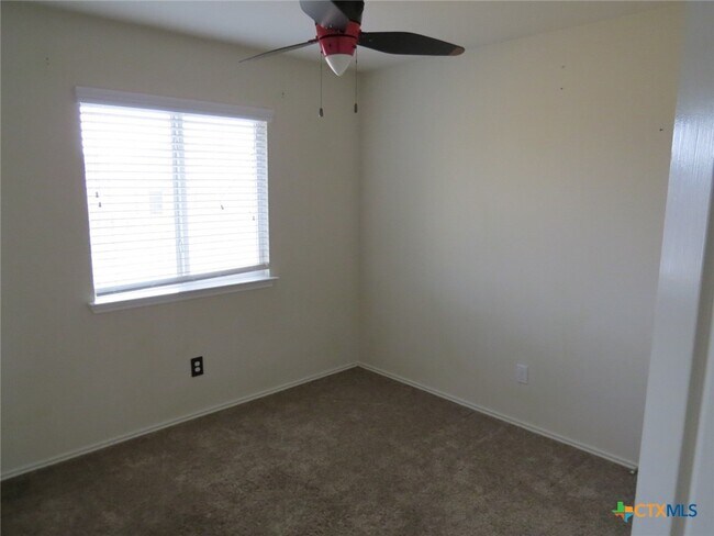 Building Photo - 5100 Lions Gate Ln