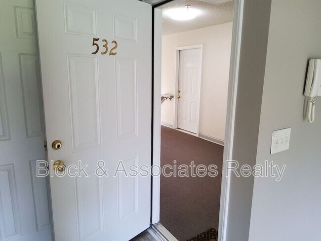 Building Photo - 532 Scholastic Ct