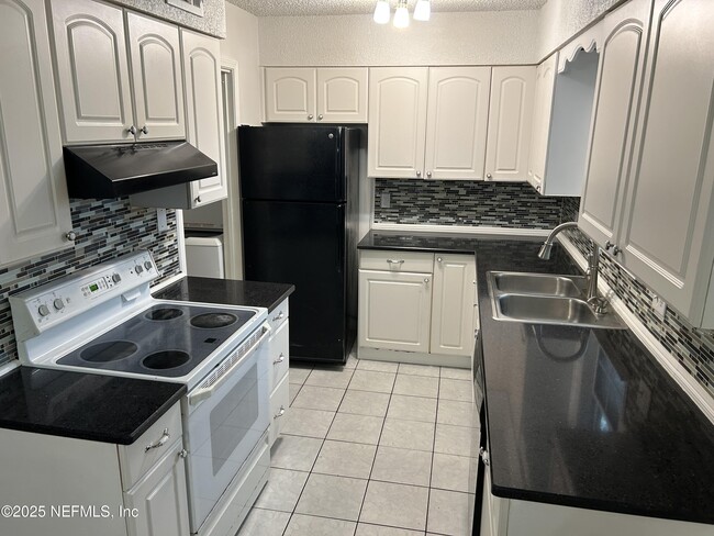 Primary Photo - 306 Kettering Terrace