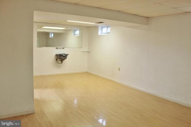 Building Photo - 9400 Wrought Iron Ct