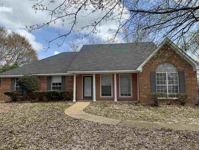 Primary Photo - 207 Clark Farms Rd