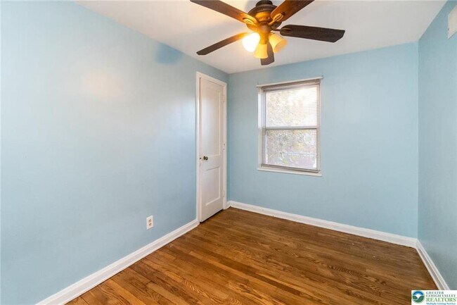 Building Photo - 240 Palmer St