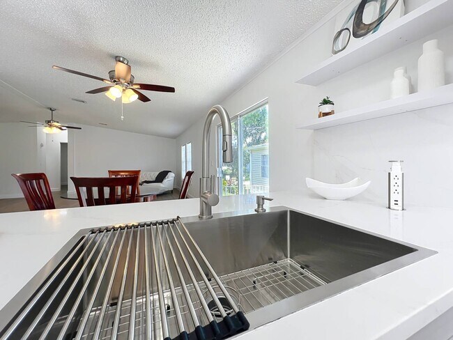 Building Photo - 1942 NW 46th Ave