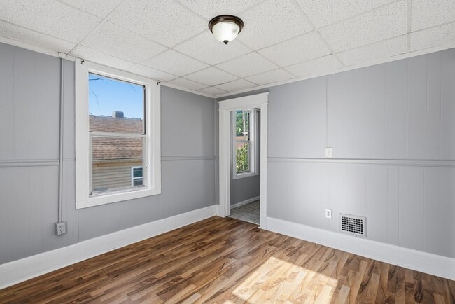 Building Photo - 921 15th St