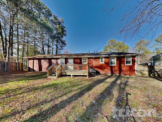 Building Photo - 2914 Sagemont Pl