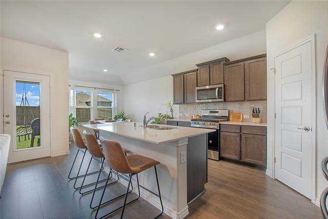 Building Photo - 219 Spirehaven Dr