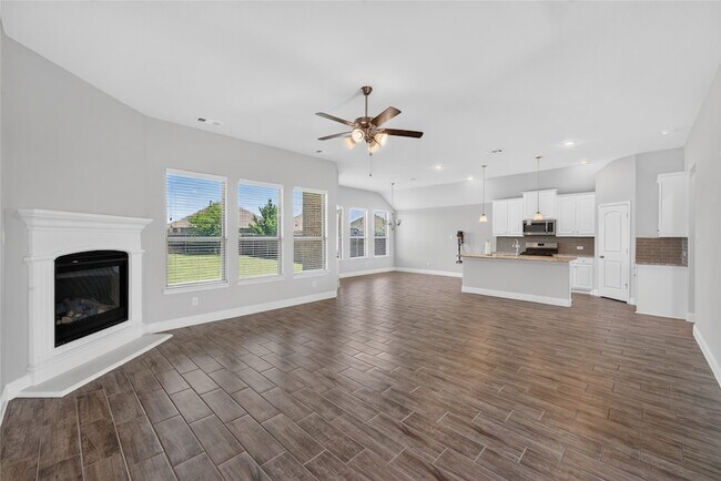 Building Photo - 2819 Diamondback Dr
