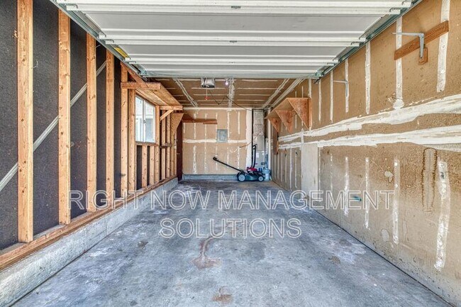 Building Photo - 2776 Reno Way