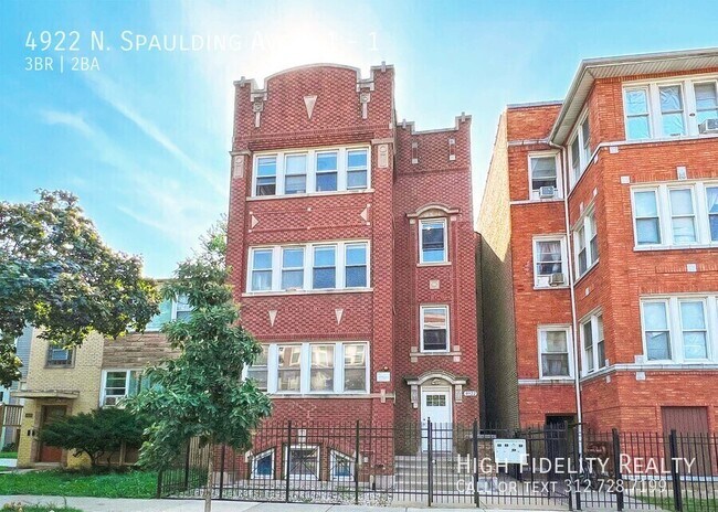Primary Photo - 4922 N Spaulding Ave