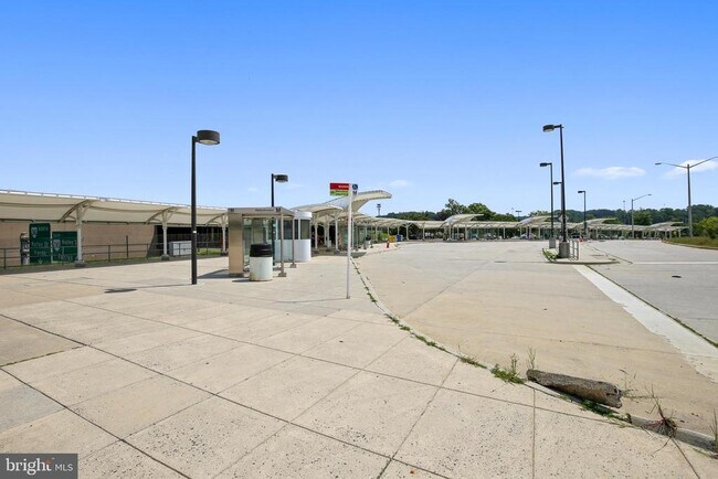 Building Photo - 2931 Deer Hollow Way