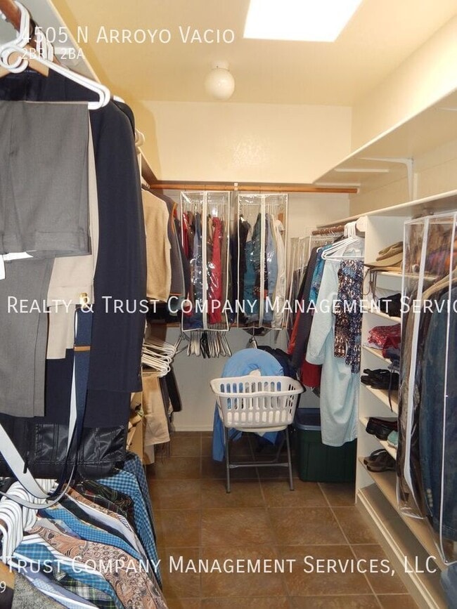 Building Photo - 4505 Arroyo Vacio