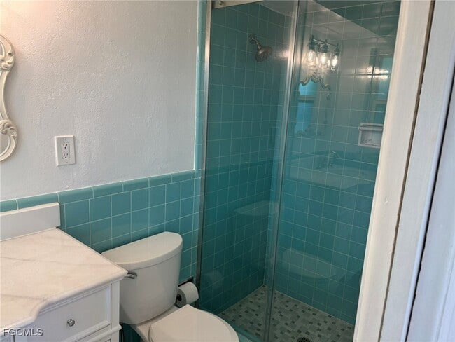 Building Photo - 5917 SW 1st Ct