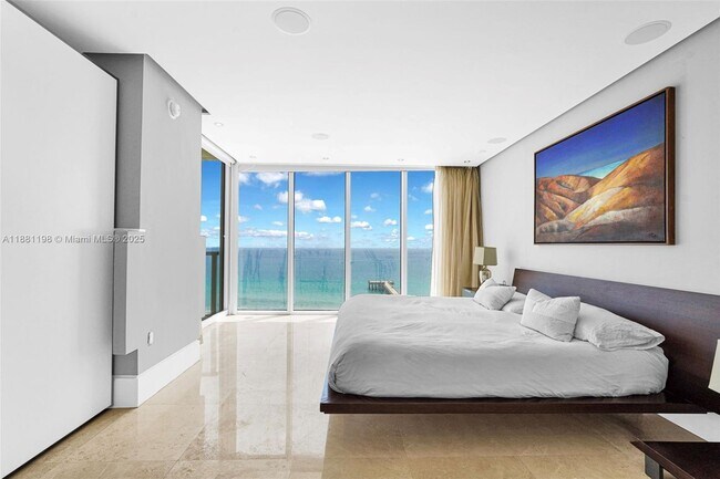 Building Photo - 16699 Collins Ave