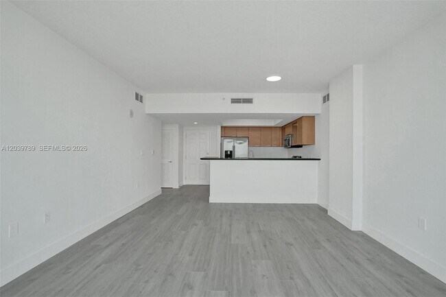 Building Photo - 140 S Dixie Hwy