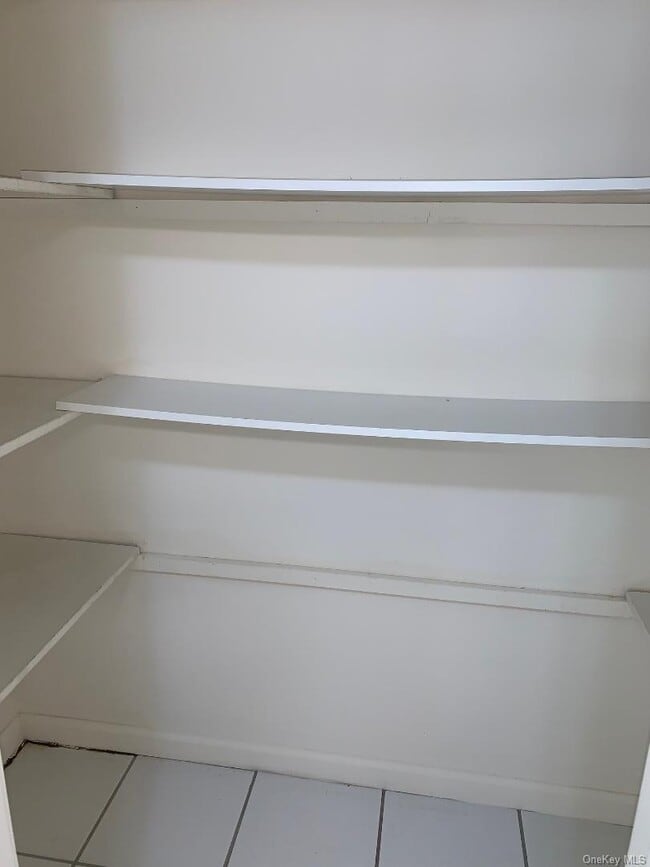 Building Photo - 106 Arlington Ct