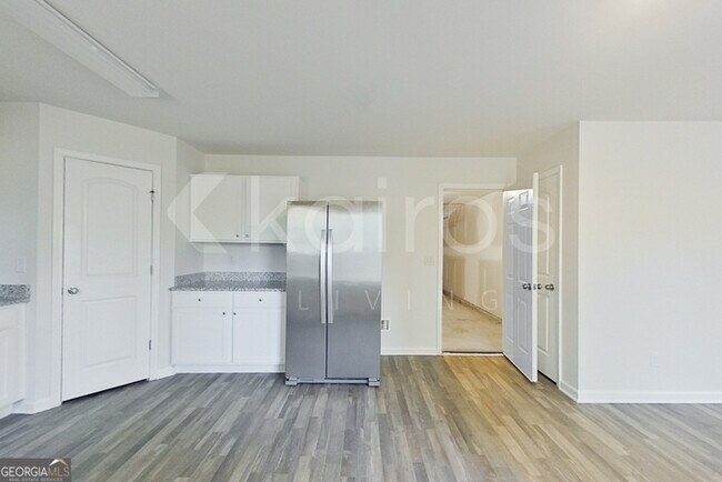 Building Photo - 234 Fox Chase Wy