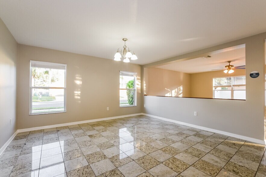 Building Photo - 1552 Truscott Ct