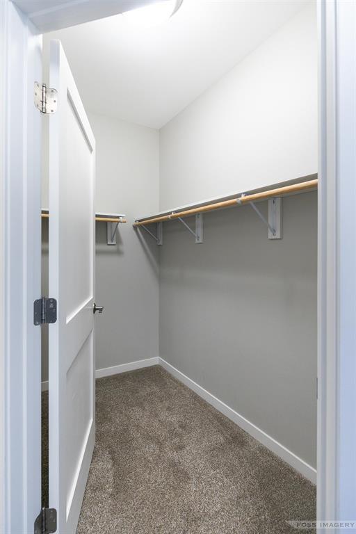 Walk-In Closet - 625 N Segoe Rd