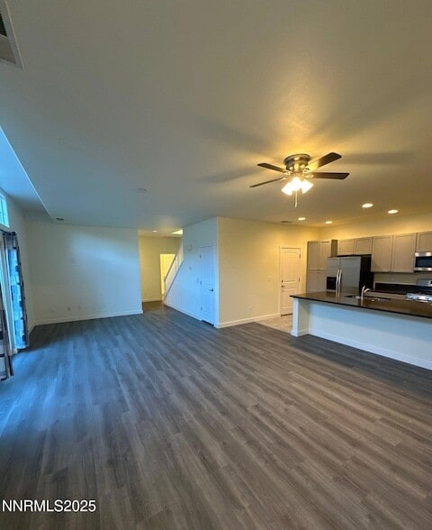 Building Photo - 1279 Par Three Dr