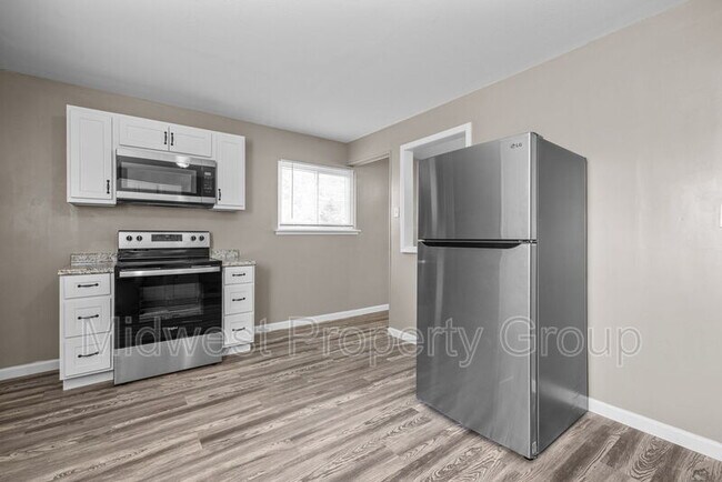 Building Photo - 15 Juno Dr