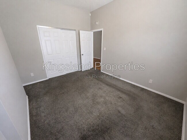 Building Photo - 3300 Shenandoah Ave