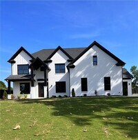 Building Photo - 3488 Hamilton Mill Rd