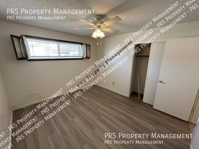 Building Photo - 1851 E University Dr