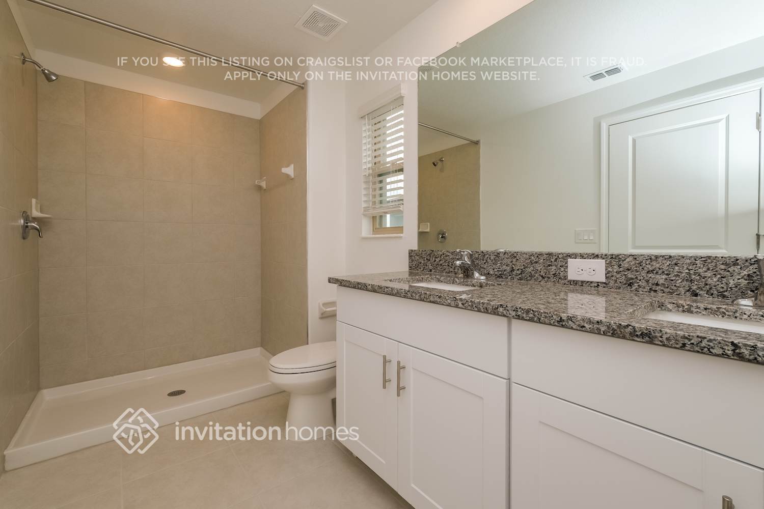 Building Photo - 8298 Crescent Oaks Dr