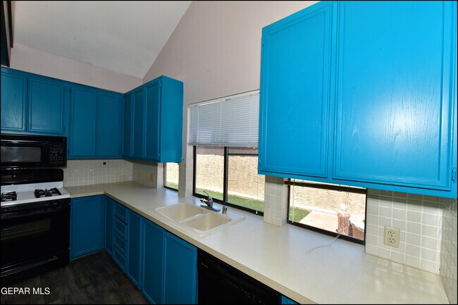 Building Photo - 3212 Canyon Point Ln