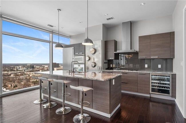 Building Photo - 45 Ivan Allen Jr Blvd NW