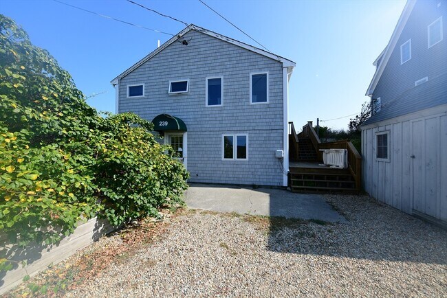 Building Photo - 239 Phillips Rd