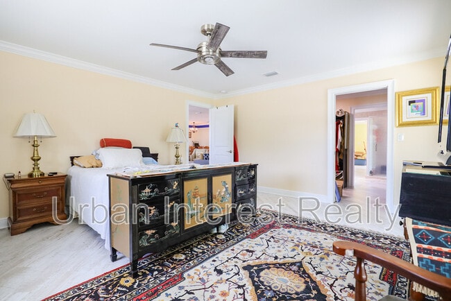 Building Photo - 501 Benning Dr