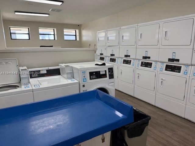 Building Photo - 760 Executive Center Dr