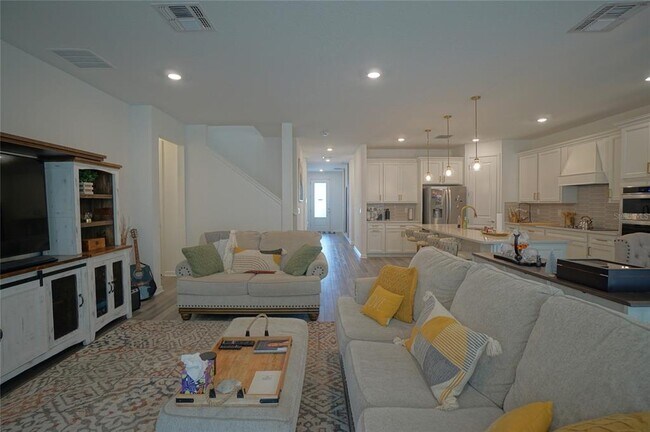 Building Photo - 12905 Brookside Moss Dr